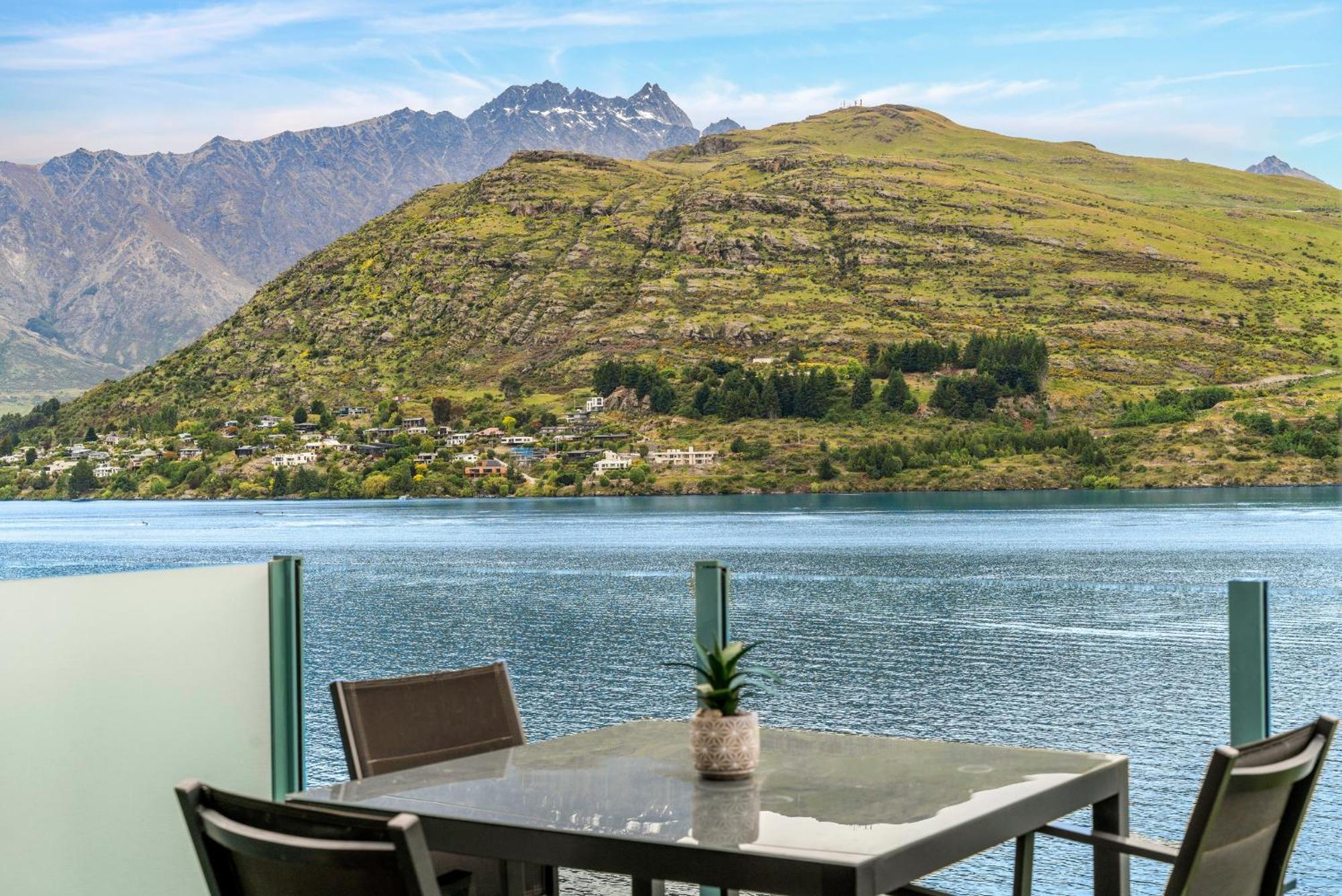 Frankton House - Queenstown Holiday Home Exterior photo